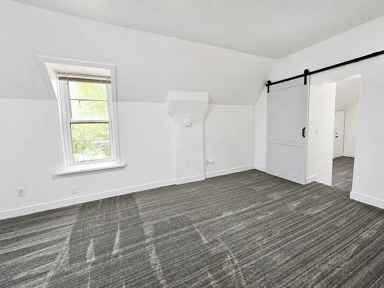13224 S Redwood Rd — Photo 25
