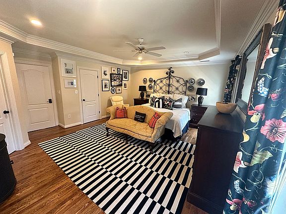 5th image of 4857 Keats Grove Ln