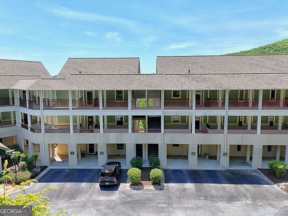 3rd image of 300 Banister Dr #201