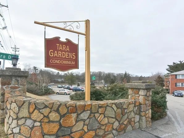 3 Tara Dr Unit 2, Weymouth, MA 02188