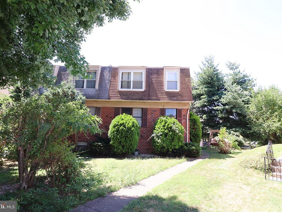1st image of 1704A Tracey St #A