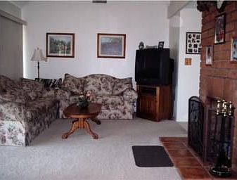 5th image of 1234 Nashport St