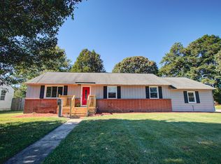 321 Patrician Dr, Hampton, VA 23666