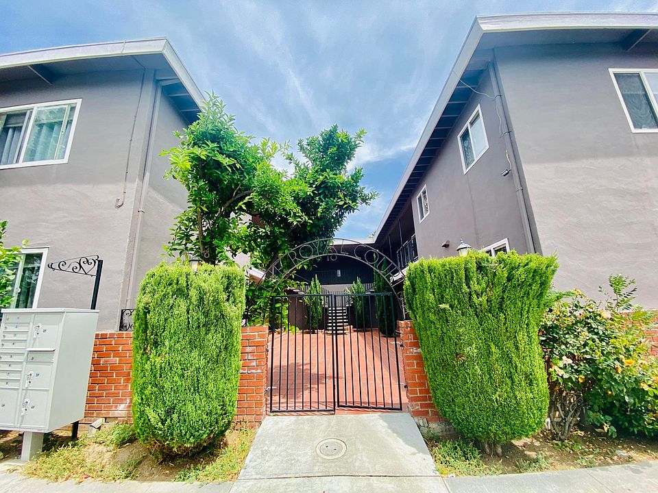 1st image of 10 Norton Ave #8