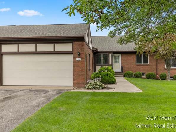 2284 Radcliff Cir SE #101, Grand Rapids, MI 49546