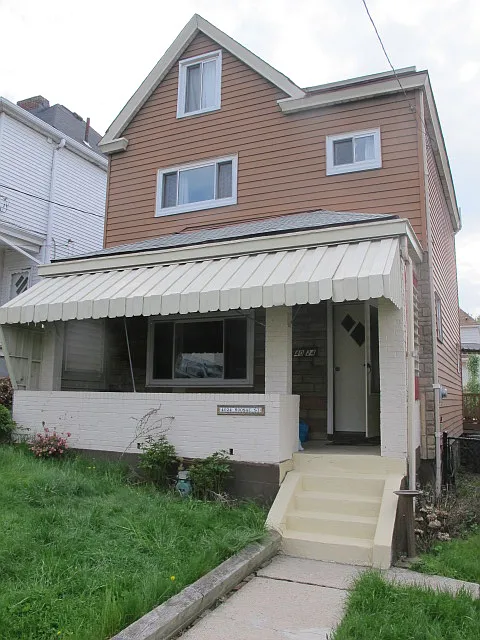 4024 Hoosac St photo 1