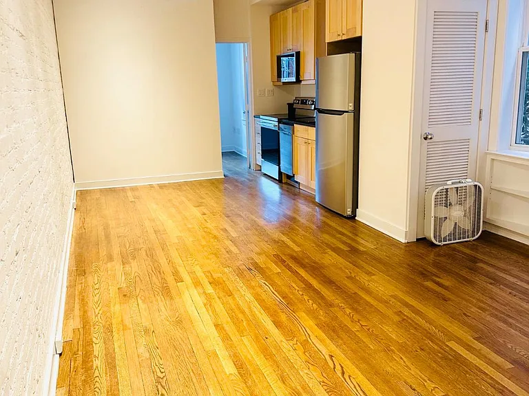 1706 U St NW #103 — Photo 12