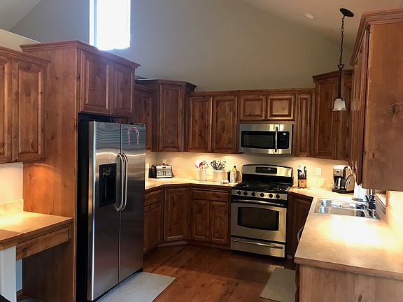 5th image of 4004 E 31st Ave