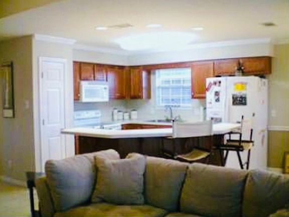 3rd image of 9818 Viking Place Dr