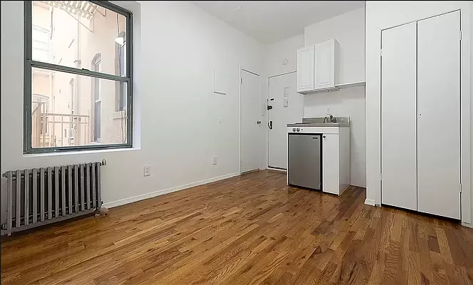 Rented by REAL New York | media 3