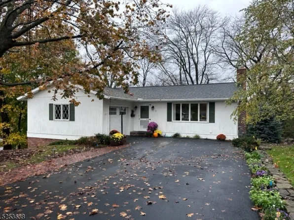 7 N Shore Ter, Sparta Twp., NJ 07871