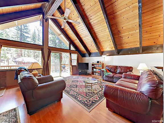 3rd image of 1362 Donner Ln
