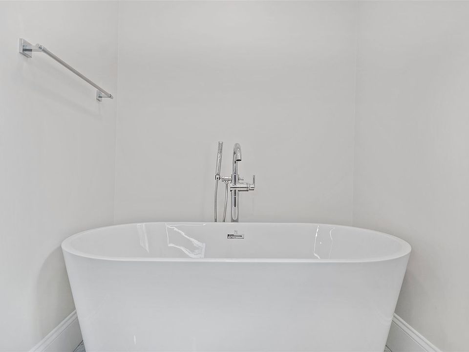 landlord_unit_photo_11