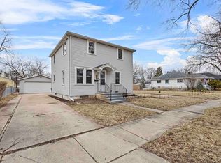 822 11th Ave, Green Bay, WI 54304