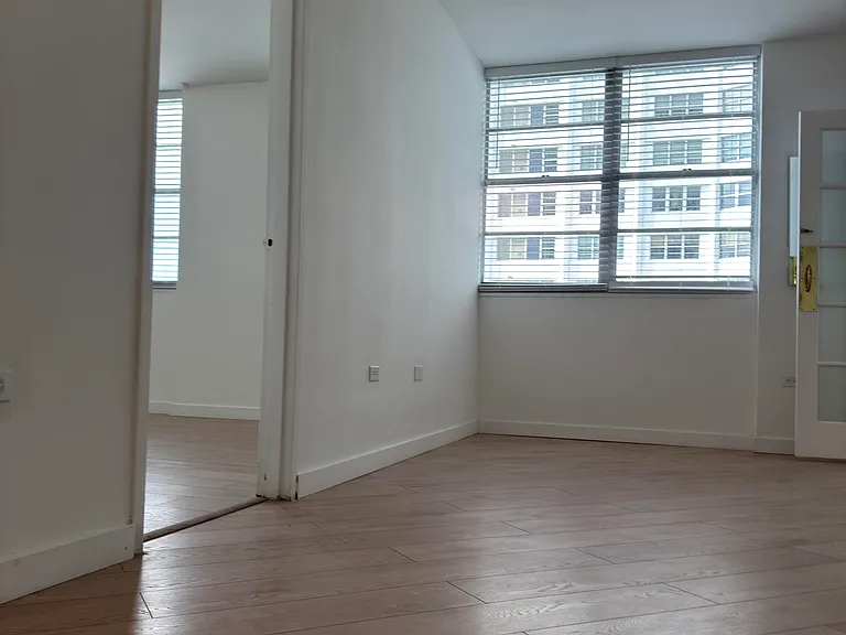 801 Brickell Bay Dr #365 — Photo 44