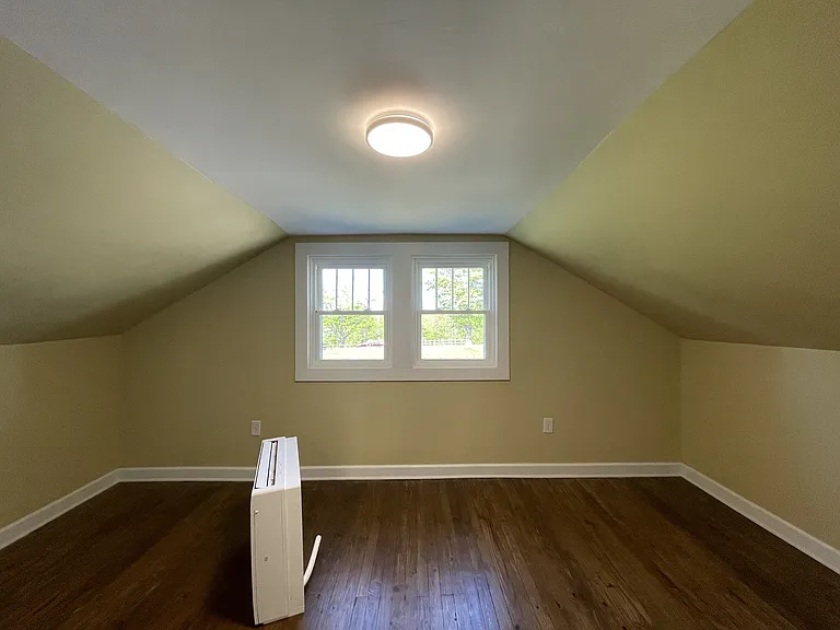 685 Bedford Hwy — Photo 18