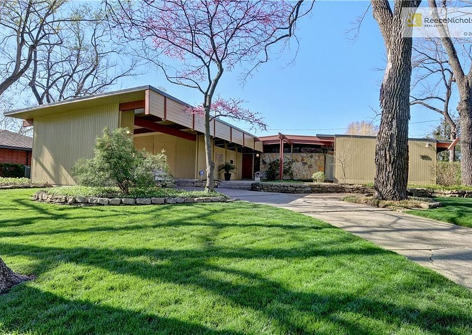 1st image of 3909 Delmar Dr