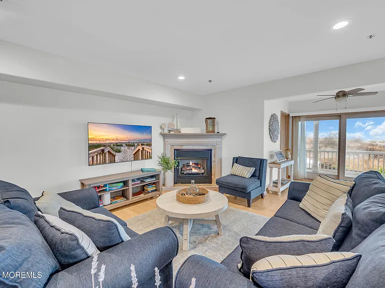 15 E Tuna Way #B — Photo 5