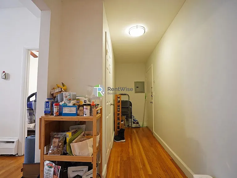 531 Beacon St #D2 — Photo 6