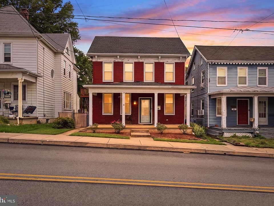 1st image of 222 N Main St