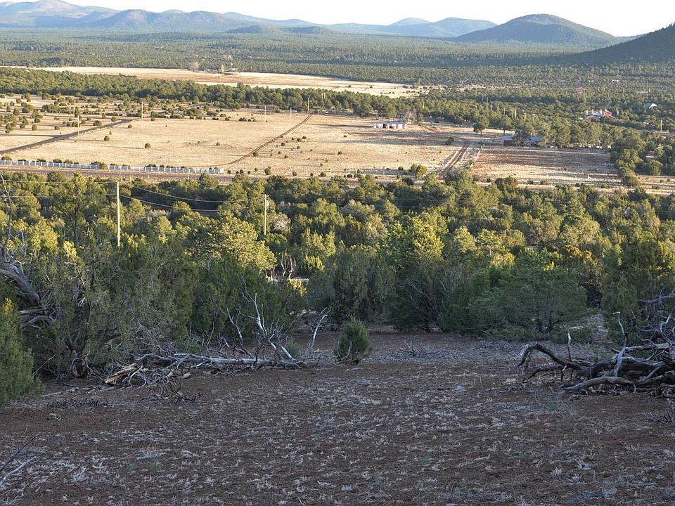 1st image of 6 E 5th Cres #3126
