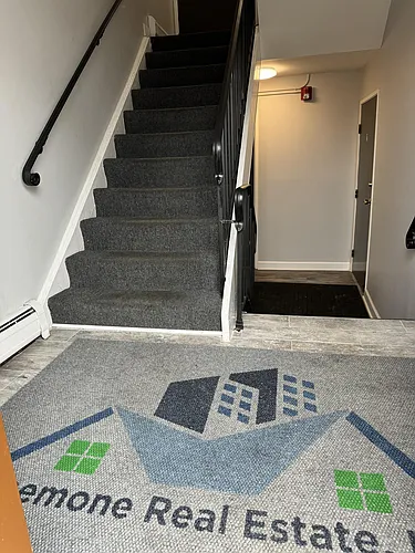 775 Court Of Spruce Photo 1