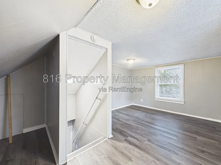6808 S Benton Ave — Photo 1
