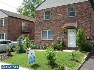 911 Chestnut St, Collingdale, PA 19023