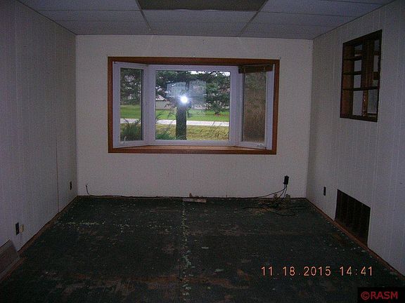 5th image of 13914 900th Ave