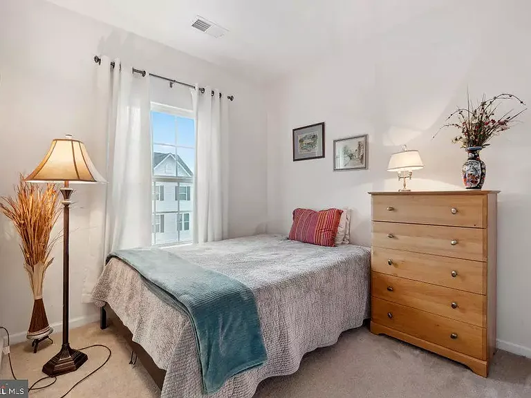 1280 Rannoch Ln — Photo 31