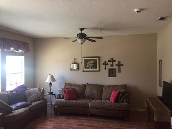 3rd image of 2213 Stonepark Pl