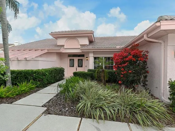 4453 Highland Oaks Cir, Sarasota, FL 34235
