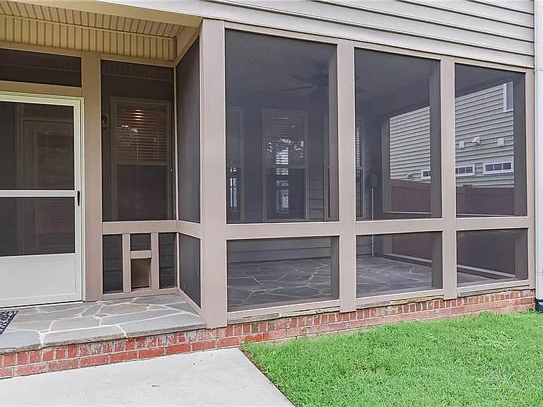 4009 Cedar Point Ave — Photo 35