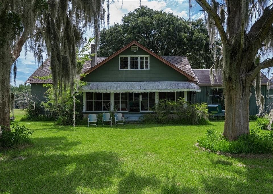 1st image of 19602 Holly Ln