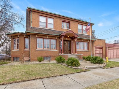 9800 S Leavitt St, Chicago, IL, 60643