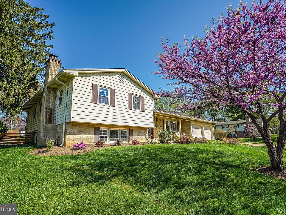 2520 Lakevale Dr, Vienna, VA 22181 Zillow