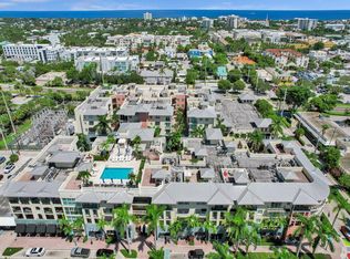 225 NE 1st St APT 203, Delray Beach, FL 33444