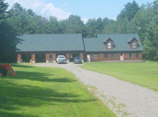 511 Oak Pond Rd, Skowhegan, ME 04976