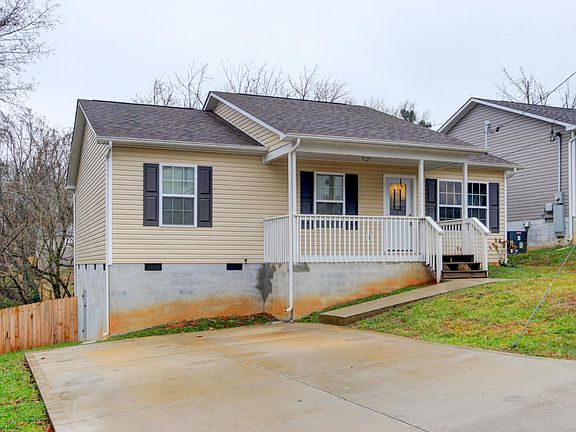2nd image of 2204 Bernhurst Dr
