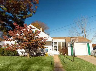 73 Serrel Sweet Rd, Johnston, RI 02919