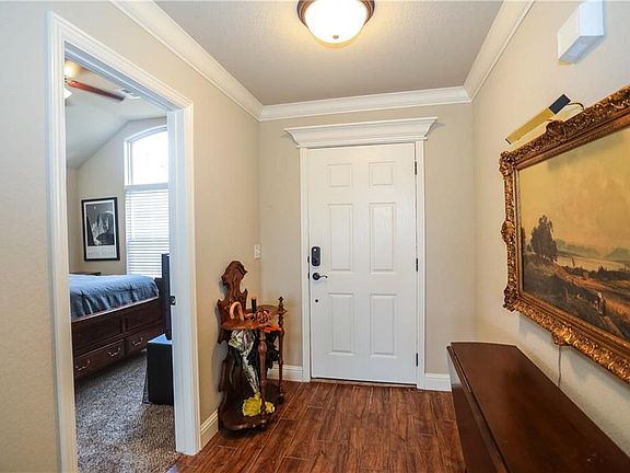3rd image of 3006 SW Wargate Ave