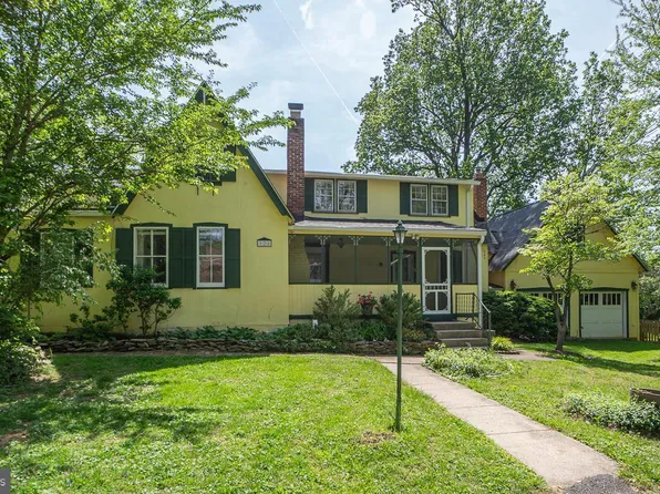 128 Chestnut Ave, Washington Grove, MD 20880