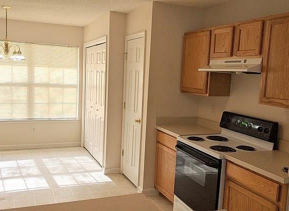 2nd image of 93 Pine Circle Dr