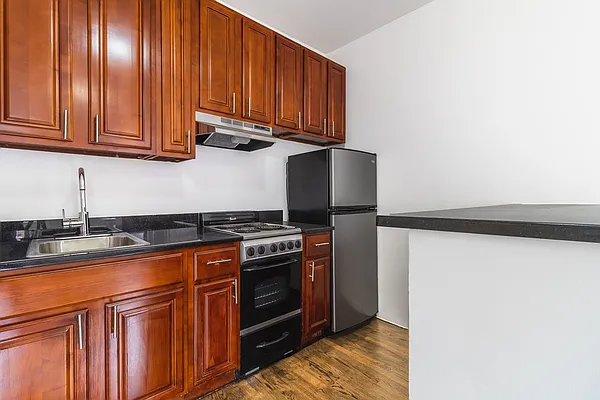 Rented by Bold New York | media 6