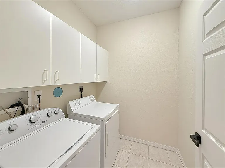 2400 E Aragon Blvd #2 — Photo 9