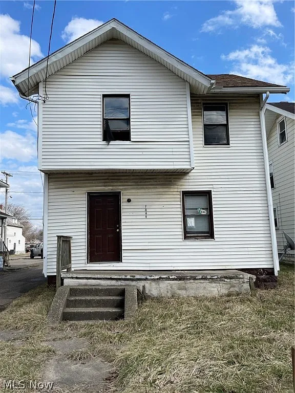 1444 Harrisburg Rd NE photo 1