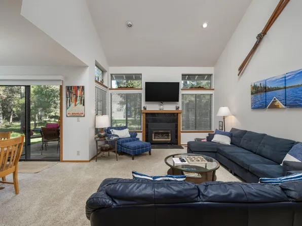 17712 Lake Aspen Ct #10, Sunriver, OR 97707