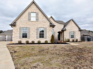 1888 Clair Cir N, Hernando, MS 38632