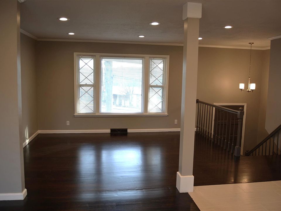 2nd image of 320 Paragon Mills Rd
