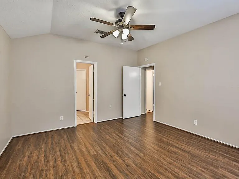 11822 Yearling Dr — Photo 5